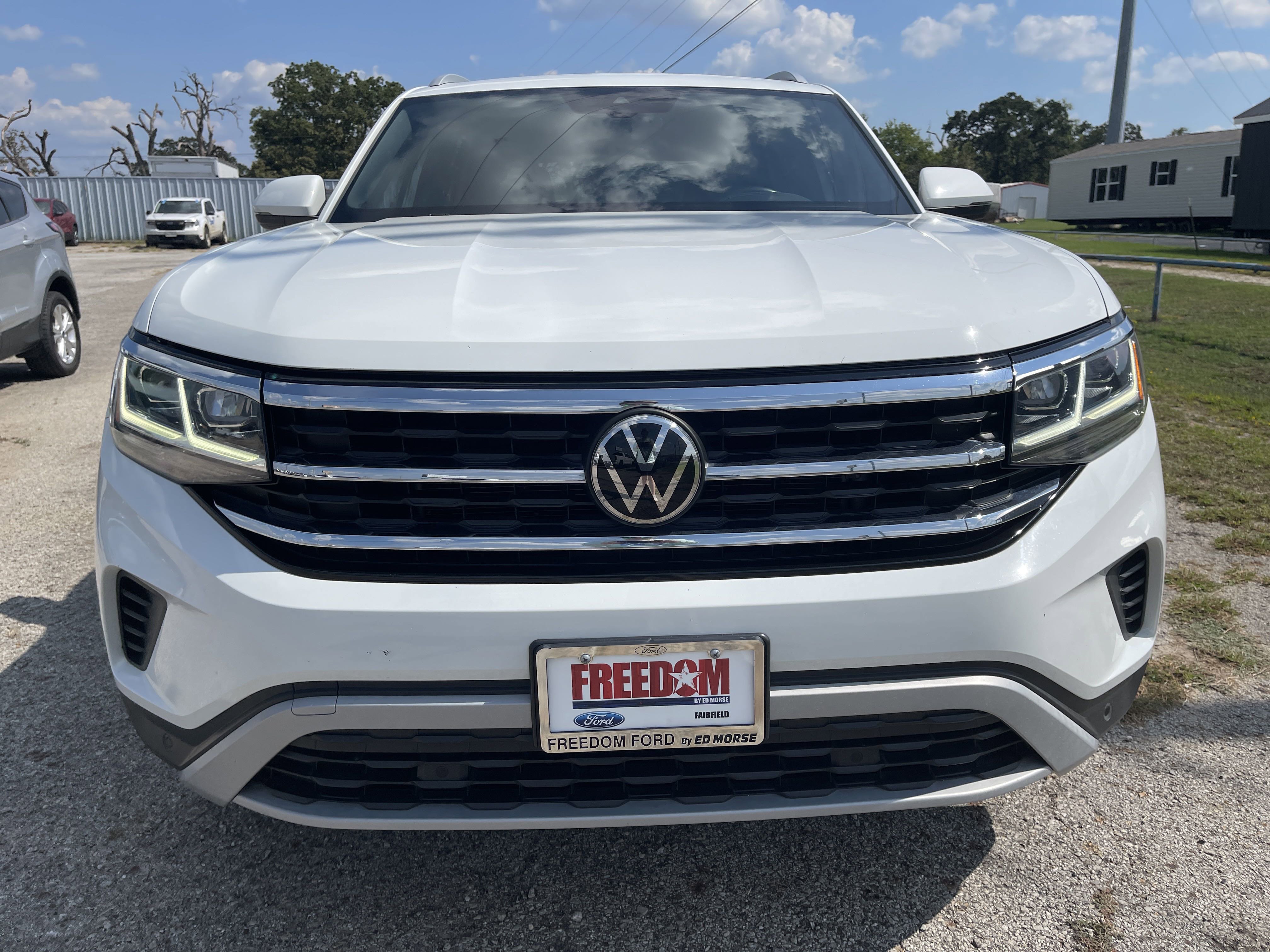 Used 2020 Volkswagen Atlas Cross Sport SEL image 9