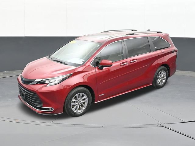 Used 2021 Toyota Sienna XLE image 66