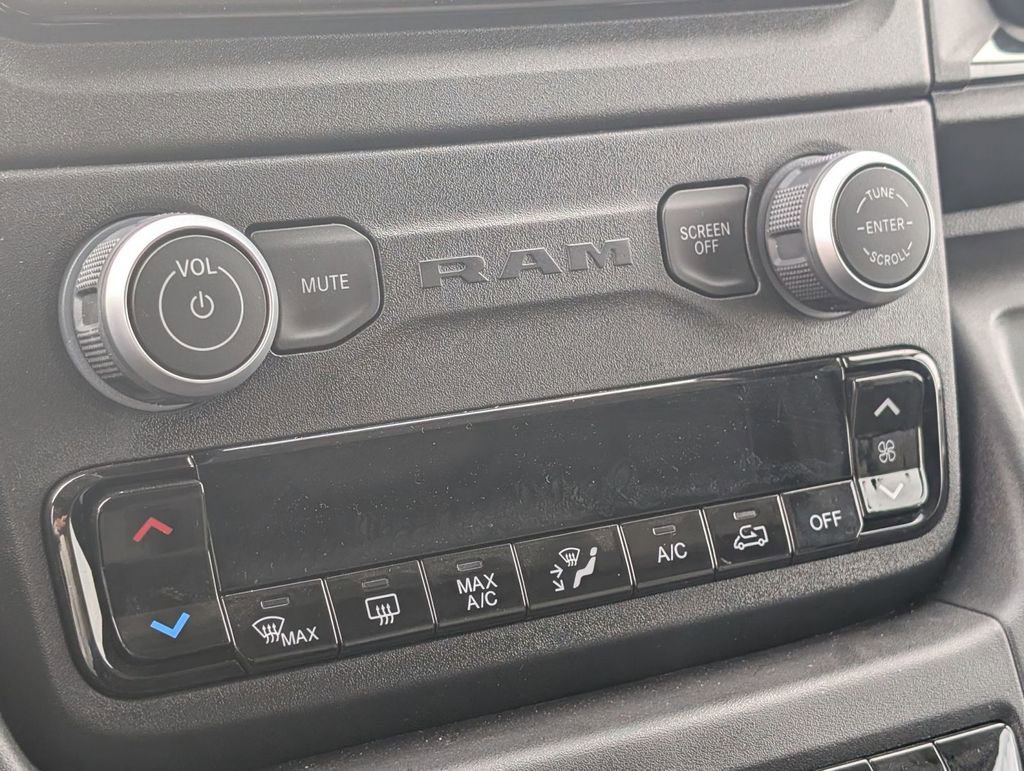 Used 2024 RAM ProMaster 2500 FWD image 27