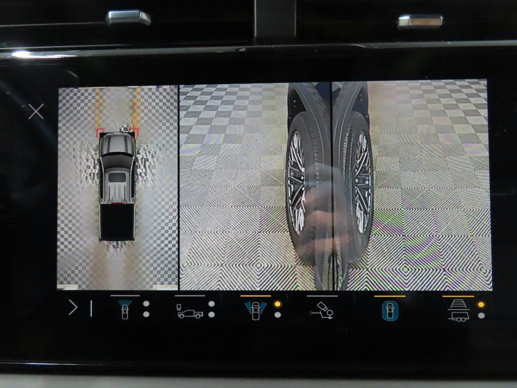 Used 2022 GMC Sierra 1500 Denali Ultimate image 14