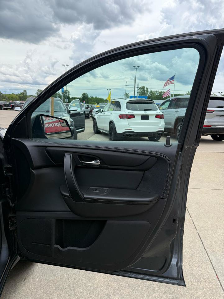Used 2013 GMC Acadia SLE AWD/4WD image 14