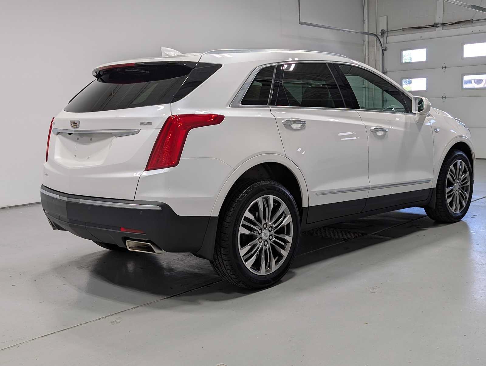 Used 2019 Cadillac XT5 Luxury AWD/4WD image 8