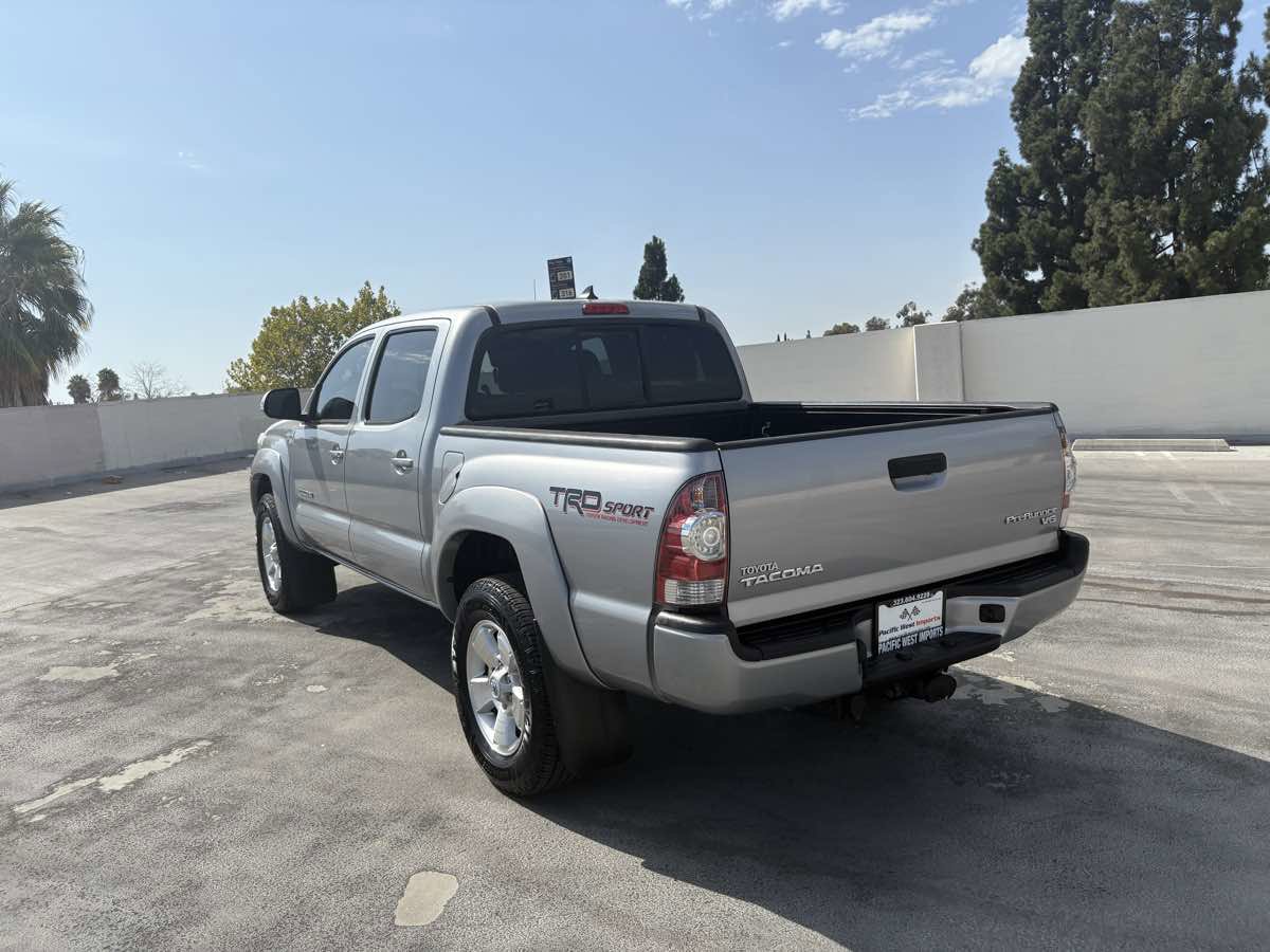 Used 2015 Toyota Tacoma PreRunner image 11