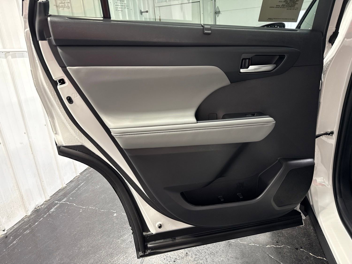 New 2026 Toyota Highlander XLE AWD/4WD image 18