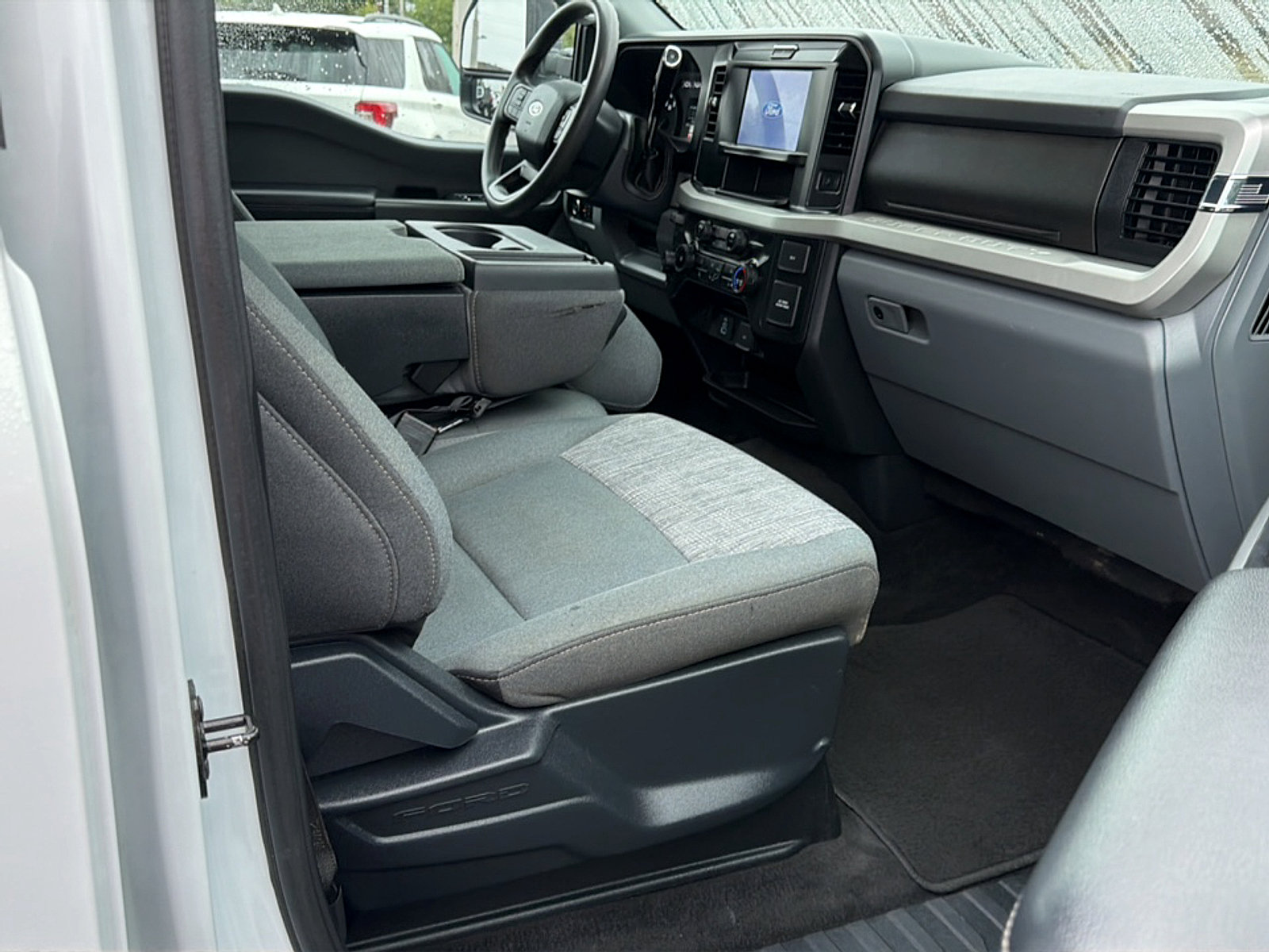 Used 2026 Ford F250 XLT AWD/4WD image 9