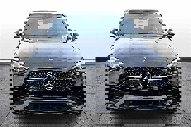 Used 2025 Mercedes-Benz C 300 4MATIC Sedan video 2