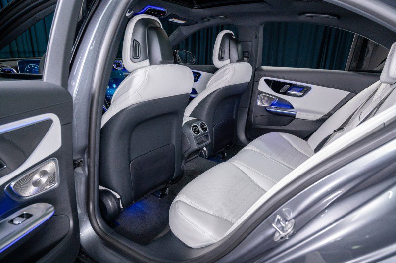 Certified 2025 Mercedes-Benz C 300 Sedan image 15