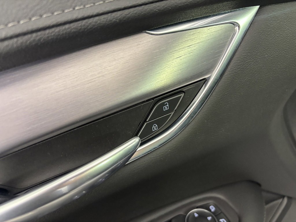 Used 2020 Cadillac XT5 Luxury image 15