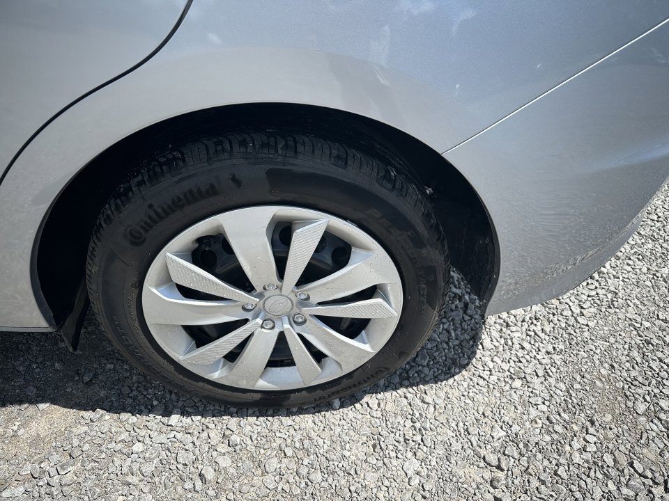 Used 2023 Subaru Impreza 2.0i image 21