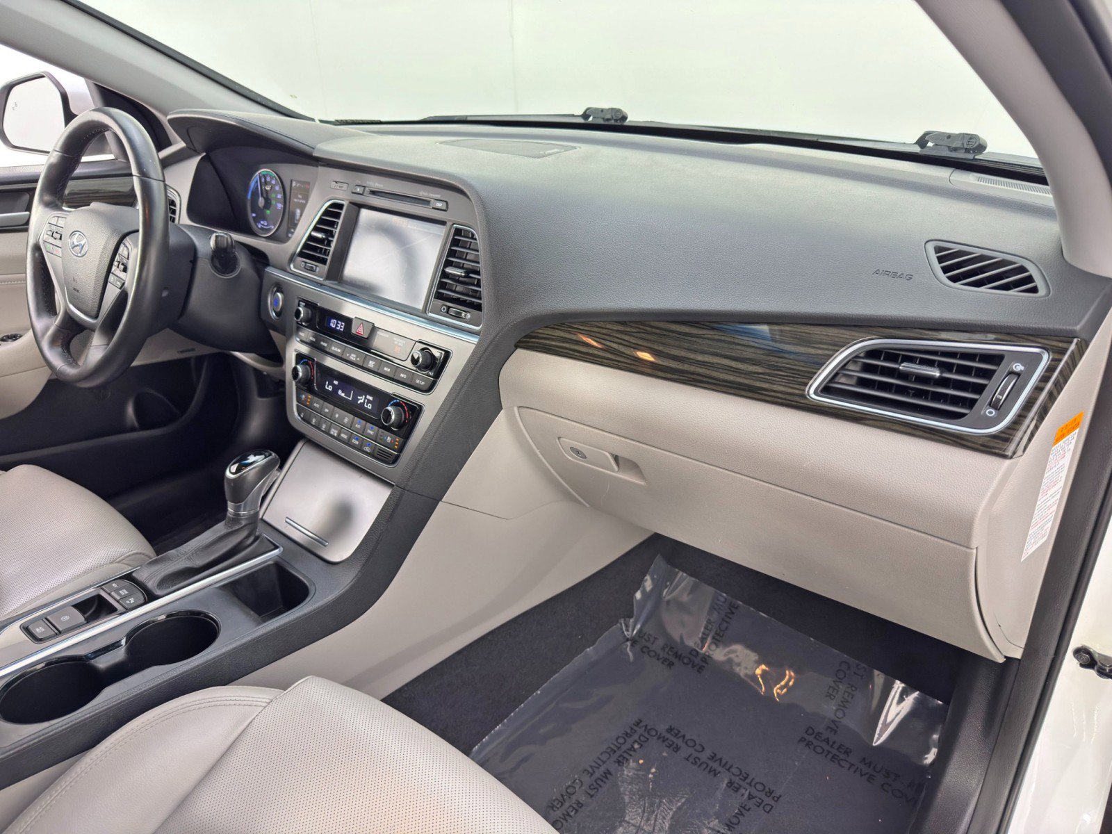 Used 2016 Hyundai Sonata Limited image 13