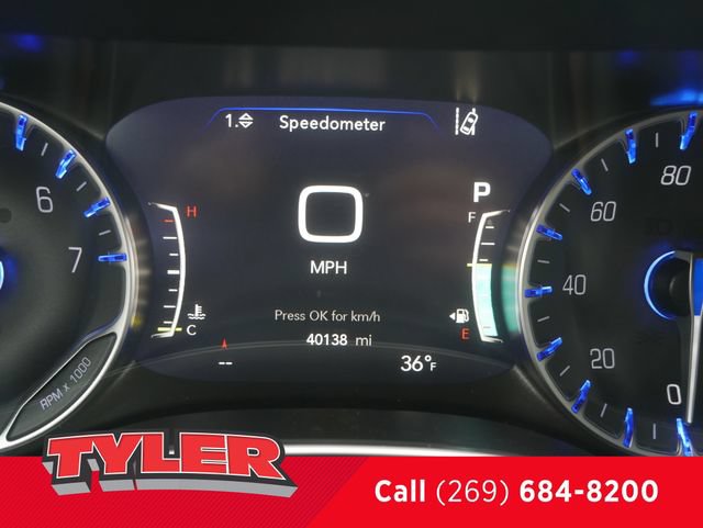 Used 2025 Chrysler Pacifica Limited FWD image 45