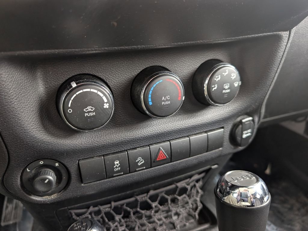 Used 2017 Jeep Wrangler Unlimited Sport w/ Quick Order Package 24S image 27