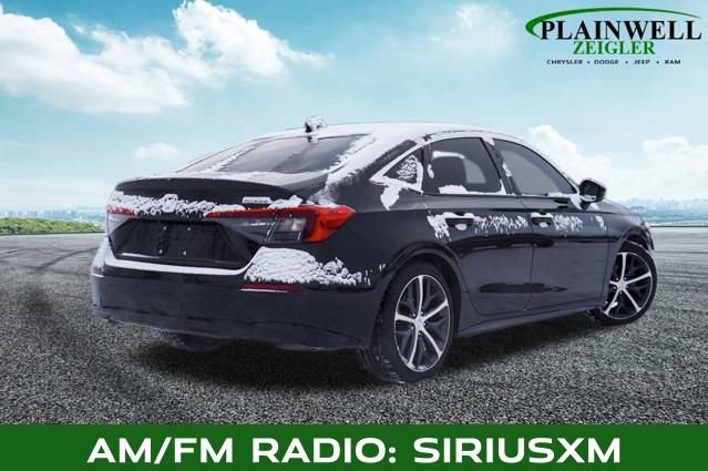 Used 2022 Honda Civic Touring image 3