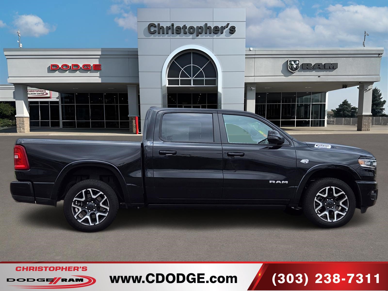 Used 2026 RAM 1500 Laramie w/ Laramie Preferred Package AWD/4WD image 2
