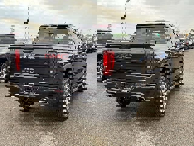 Used 2024 GMC Sierra 1500 Denali image 5