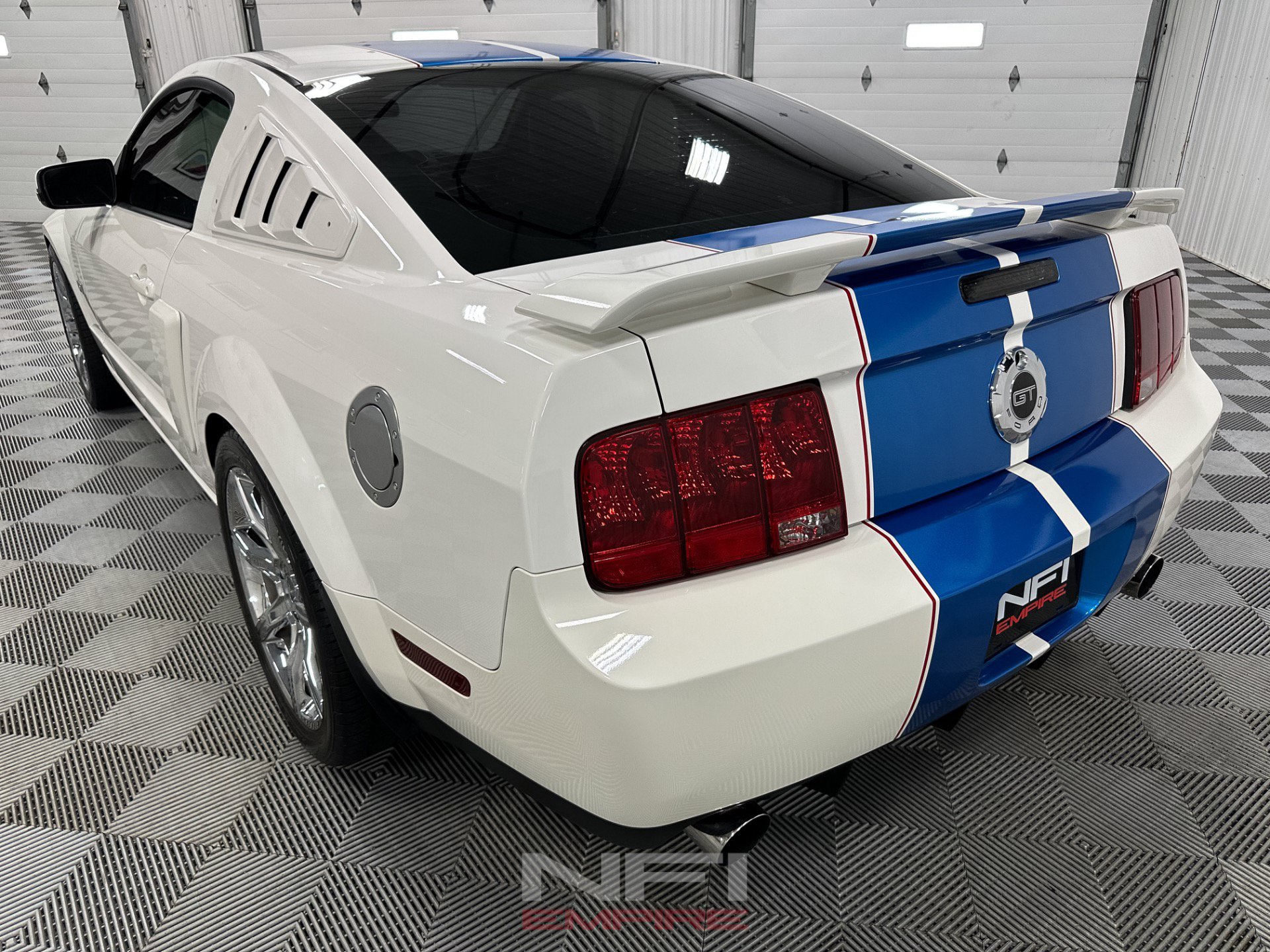 Used 2007 Ford Mustang GT RWD image 10