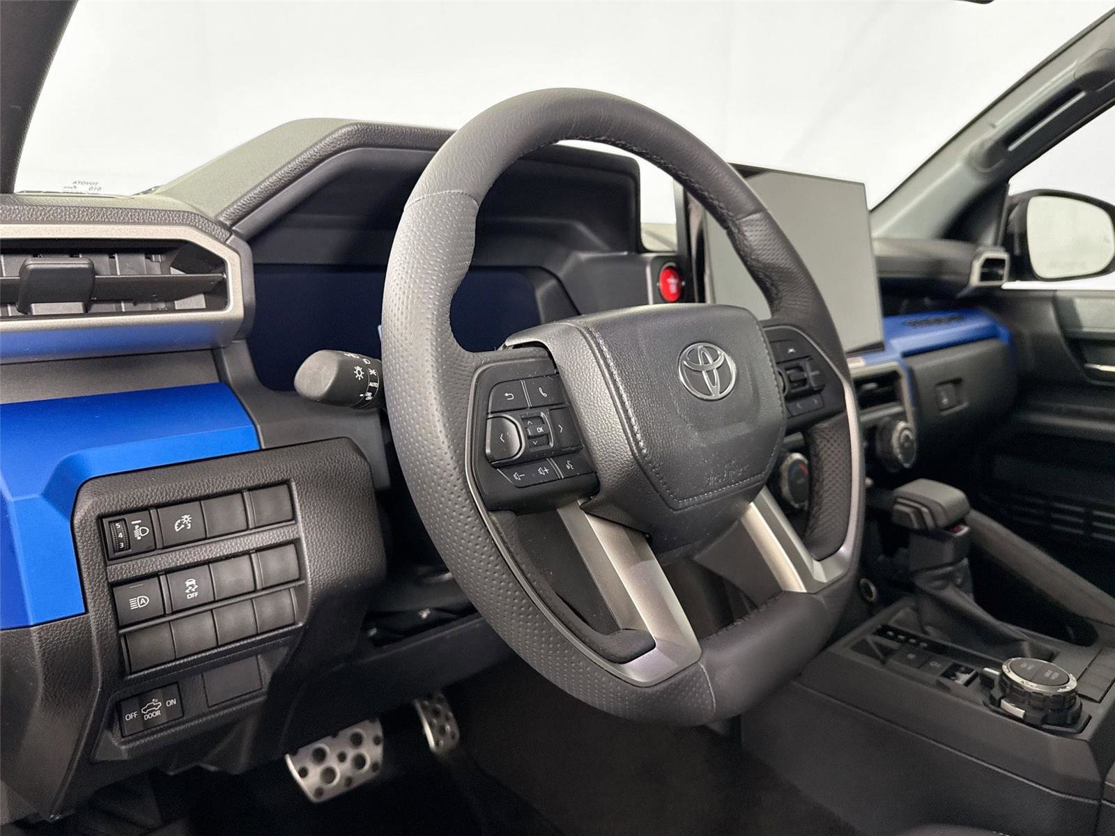 Certified 2024 Toyota Tacoma TRD Sport image 4