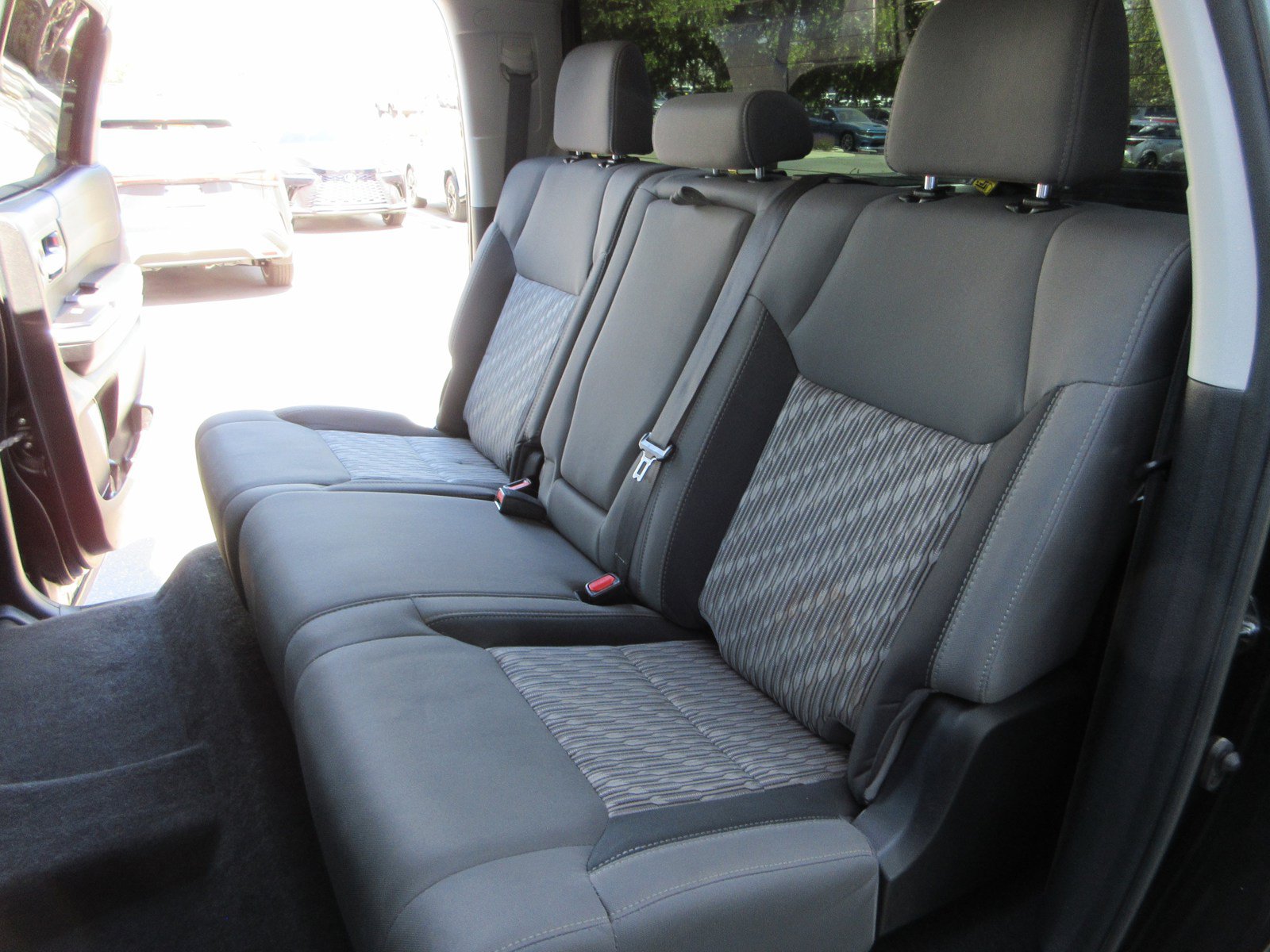 Used 2019 Toyota Tundra SR5 AWD/4WD image 21