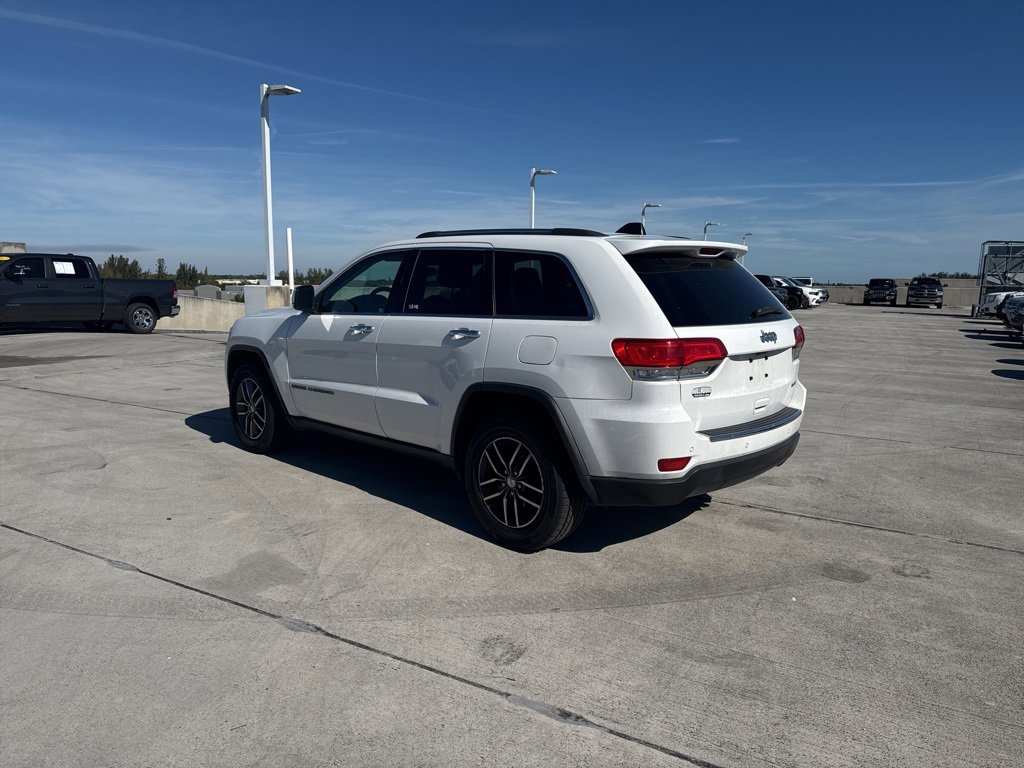 Used 2018 Jeep Grand Cherokee Limited w/ Luxury Group II image 7