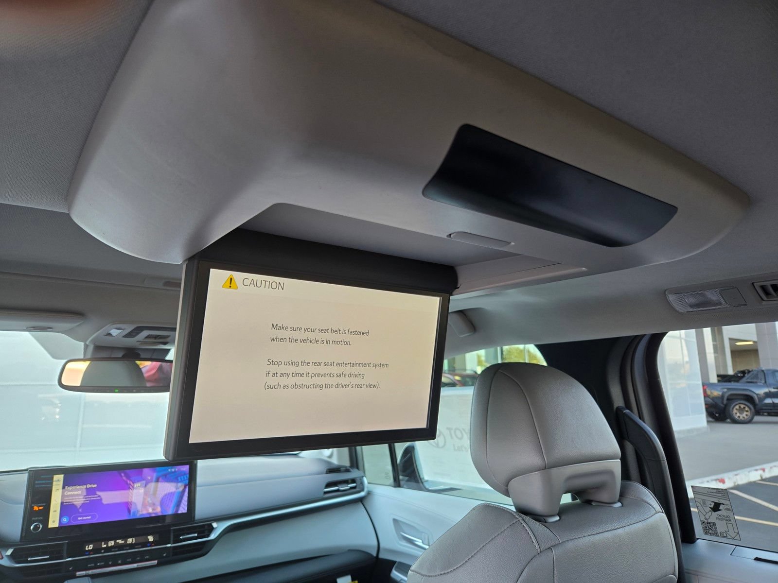Certified 2026 Toyota Sienna XLE FWD image 13