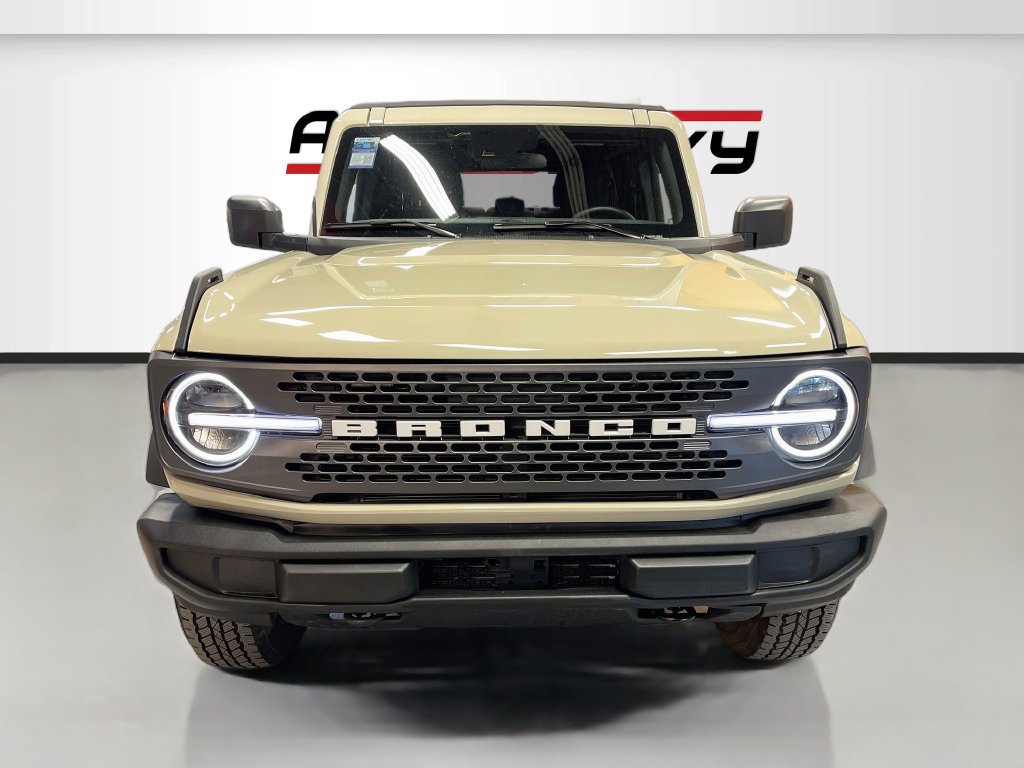 Used 2025 Ford Bronco Big Bend AWD/4WD image 2