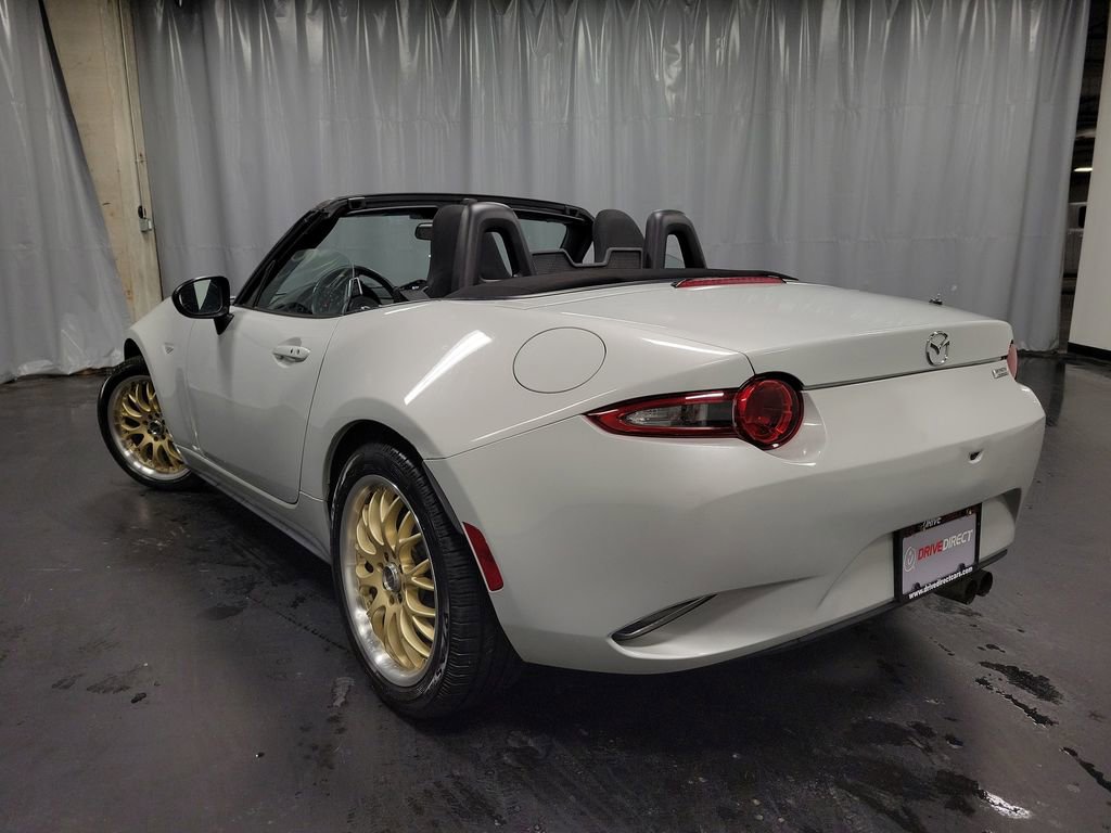 Used 2019 MAZDA MX-5 Miata Sport image 7