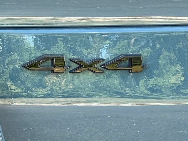 New 2026 Jeep Grand Cherokee L Limited w/ Limited Altitude Package AWD/4WD image 2