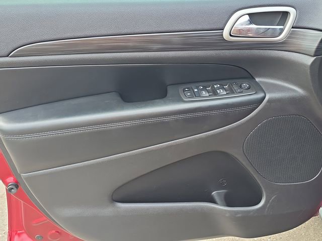 Used 2021 Jeep Grand Cherokee Laredo image 19