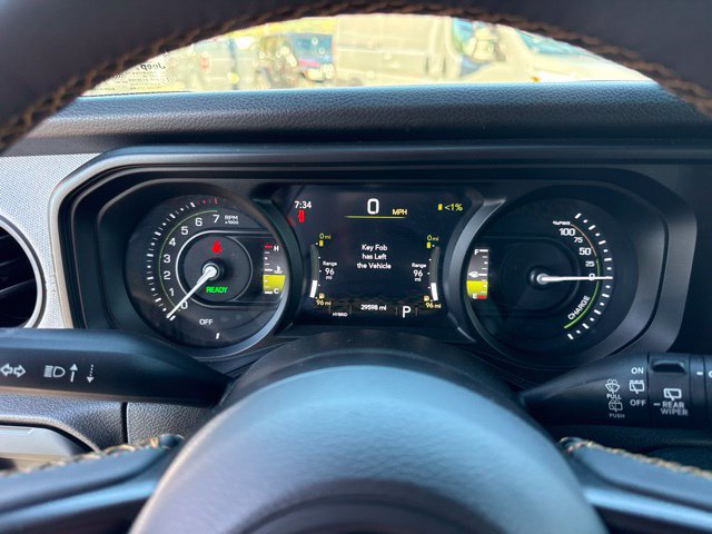 Used 2024 Jeep Wrangler Unlimited AWD/4WD image 12