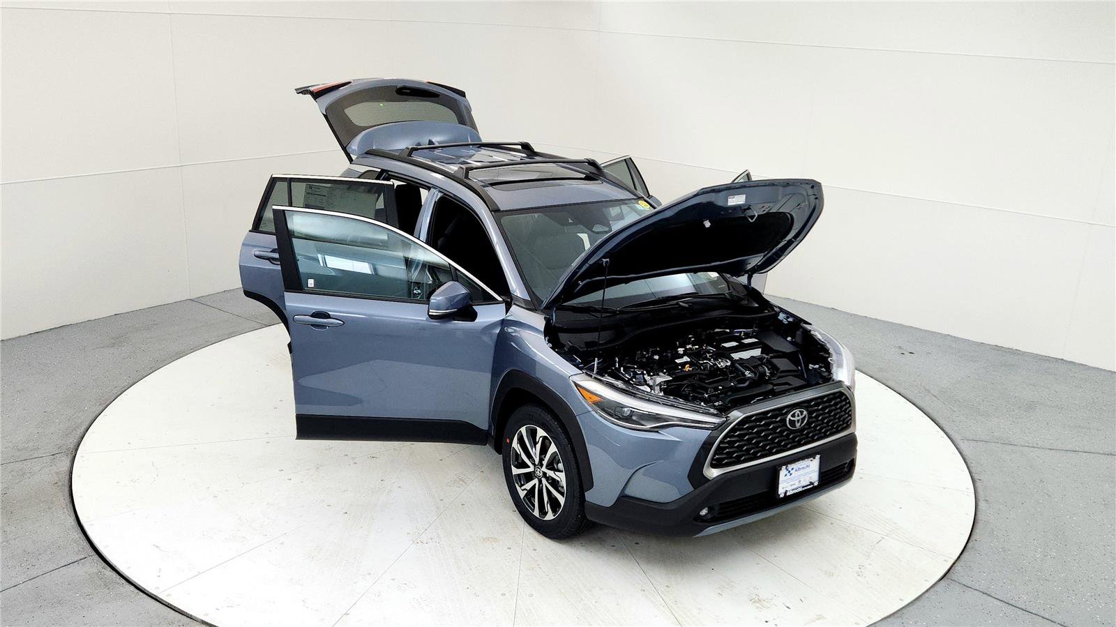 Certified 2024 Toyota Corolla Cross XLE w/ Convenience Package image 17
