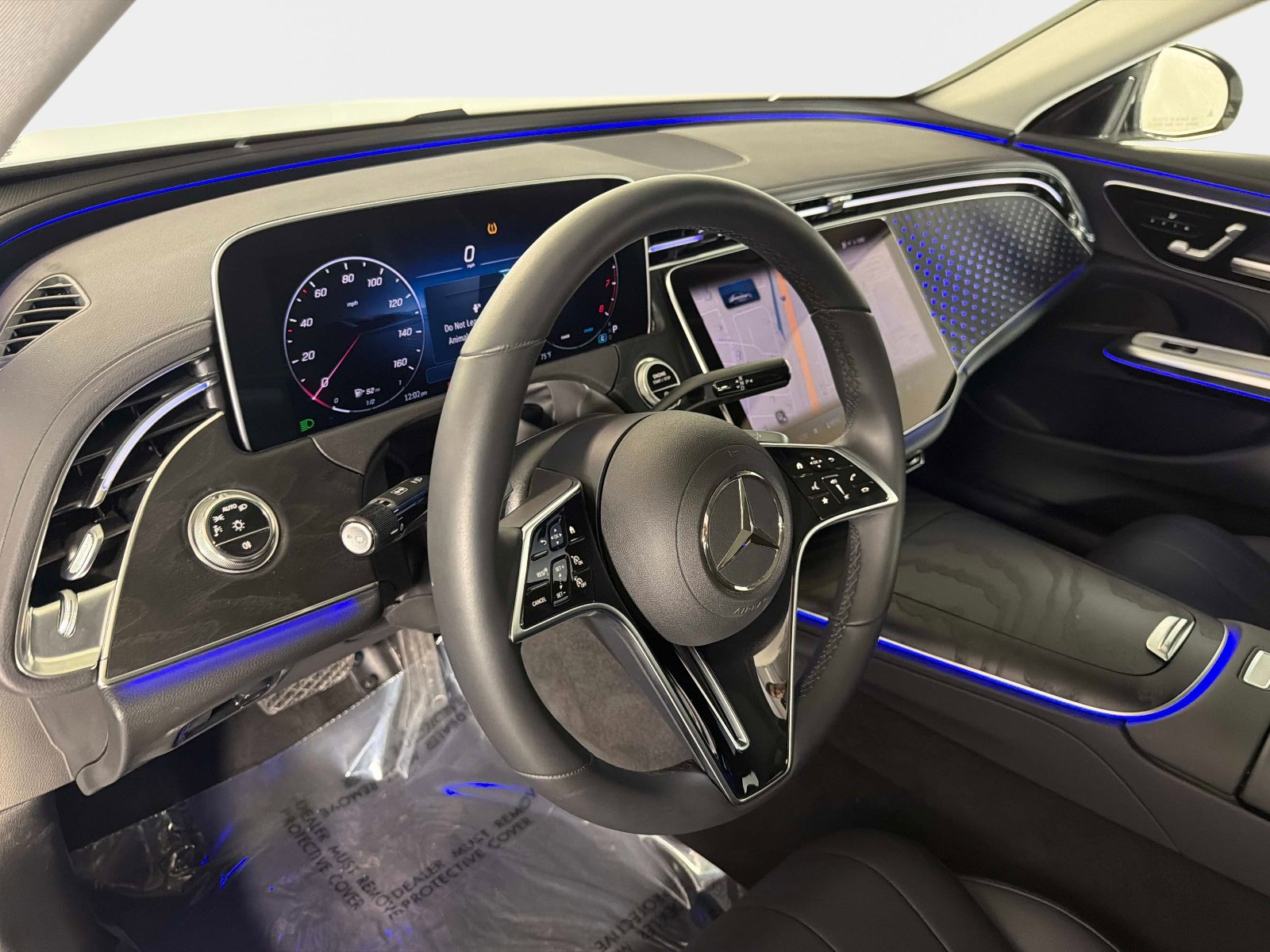 Used 2025 Mercedes-Benz E 350 Sedan image 40
