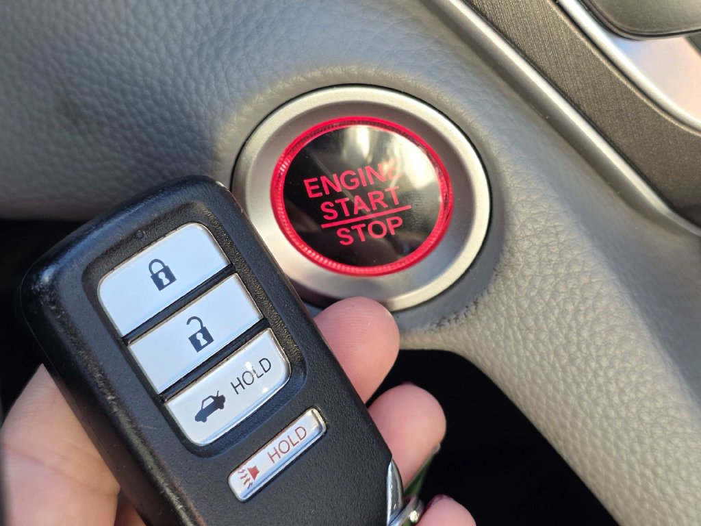 Used 2018 Honda Accord LX image 16