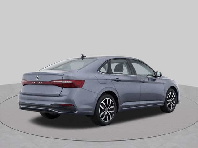 Used 2025 Volkswagen Jetta SE FWD image 3