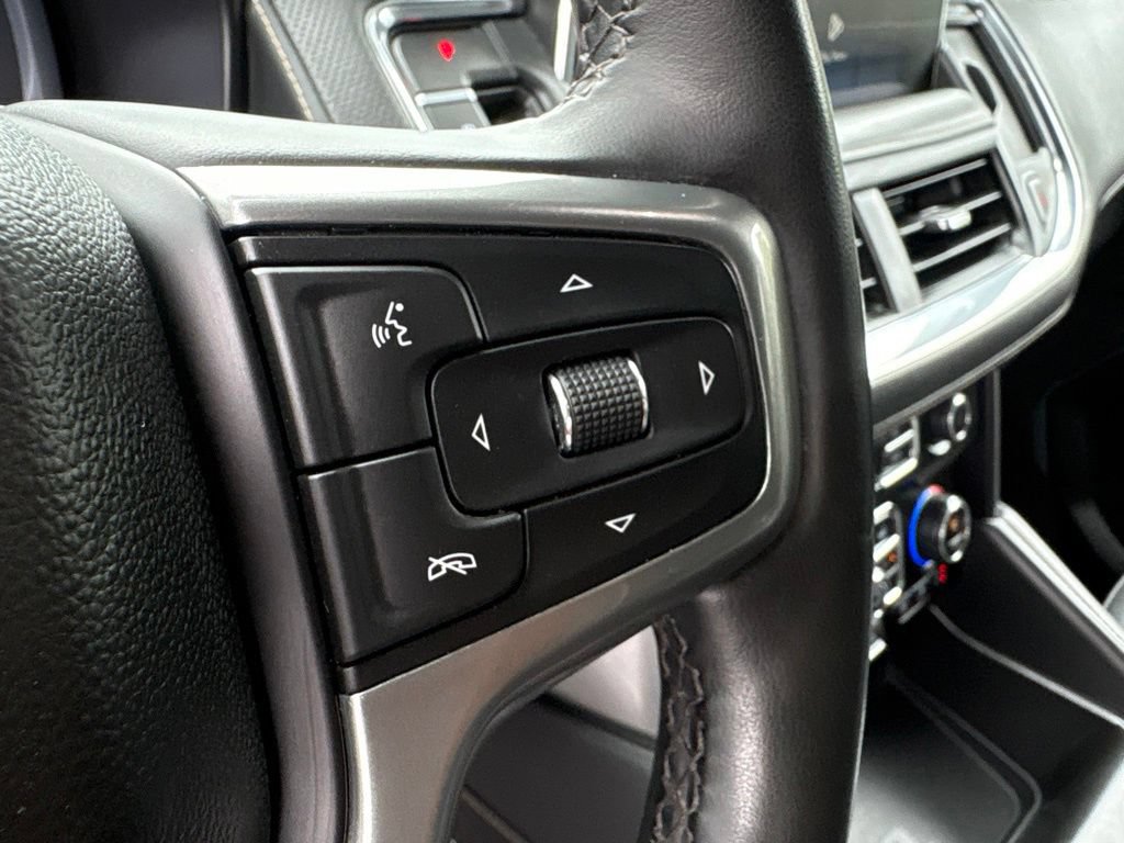Used 2023 Chevrolet Suburban Premier AWD/4WD image 30