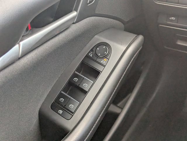 Used 2021 MAZDA MAZDA3 s FWD image 16
