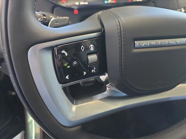 New 2025 Land Rover Range Rover Long Wheelbase SE image 18