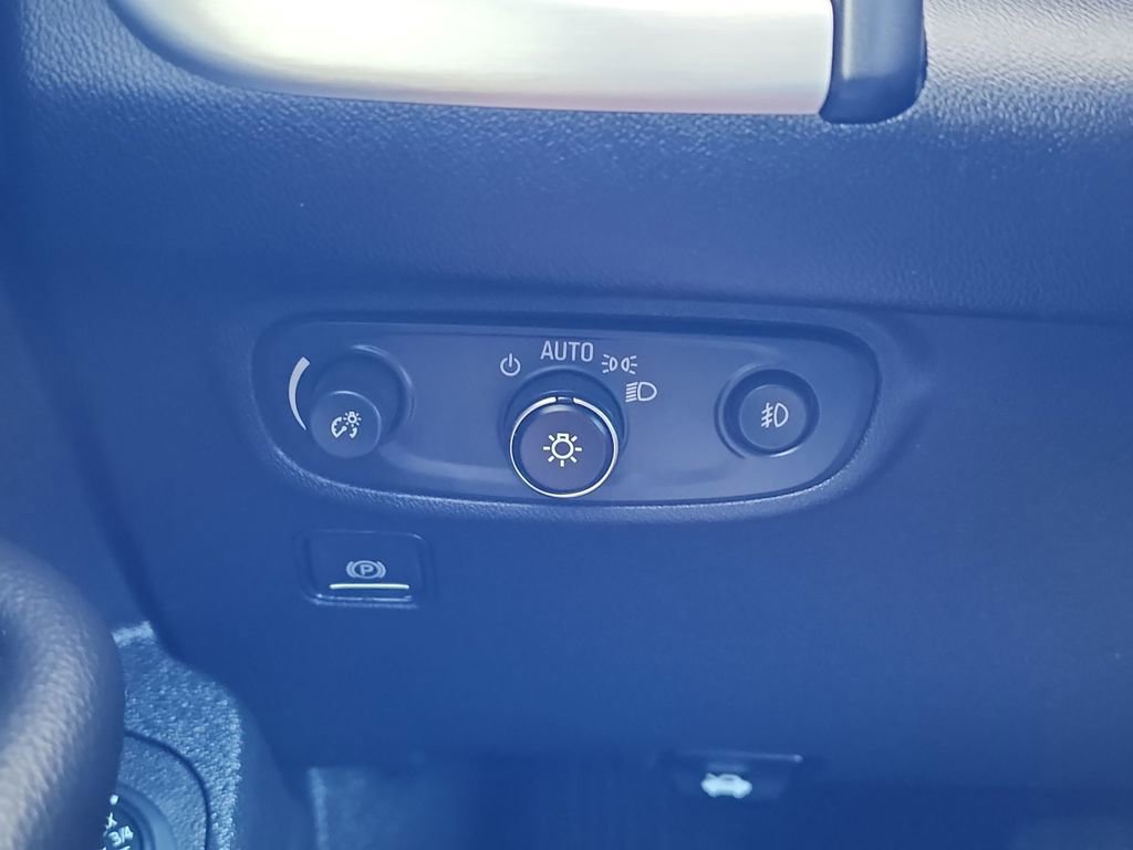 Certified 2024 GMC Terrain SLT image 22