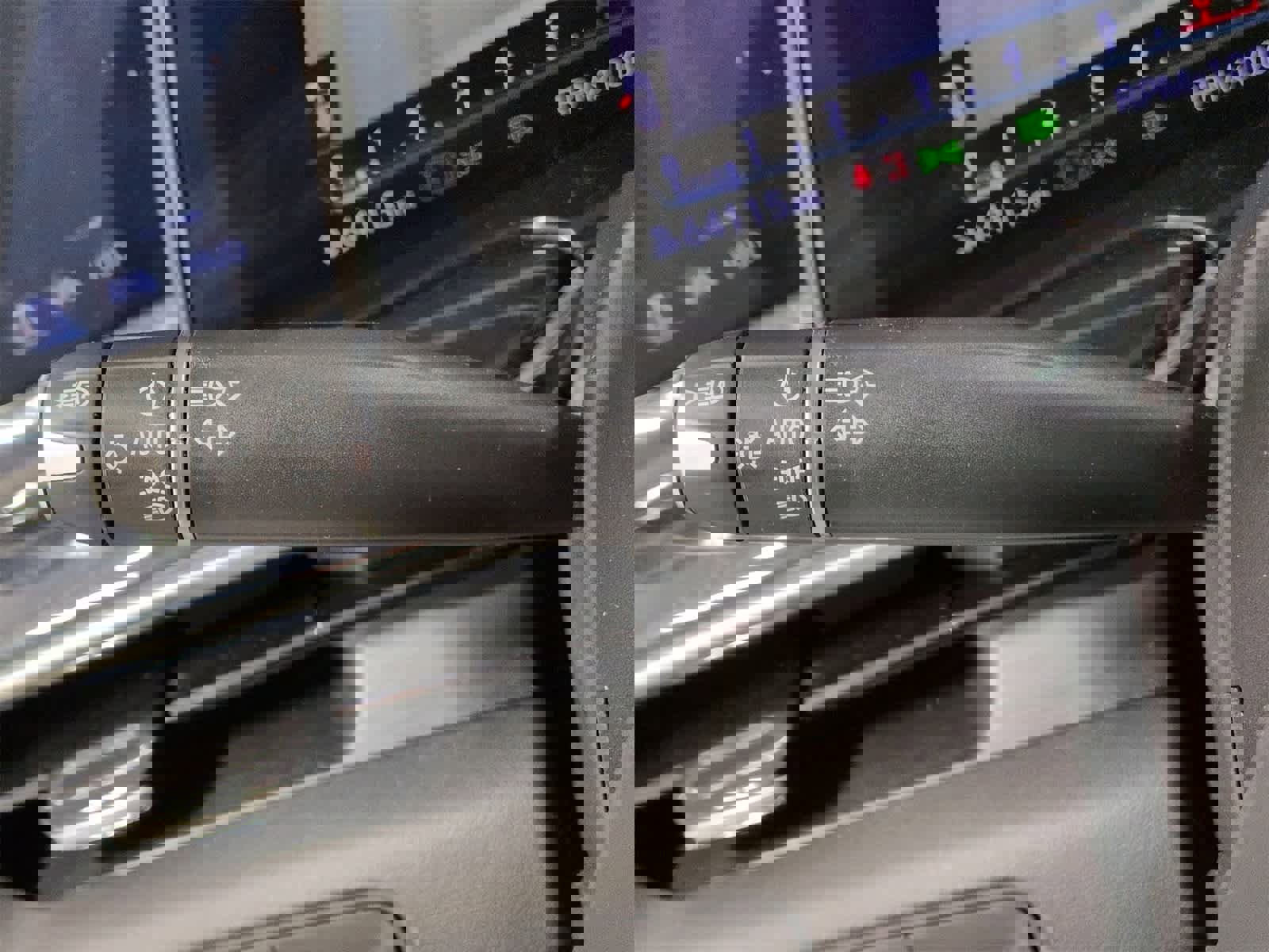 Used 2024 Cadillac Escalade ESV Sport image 29