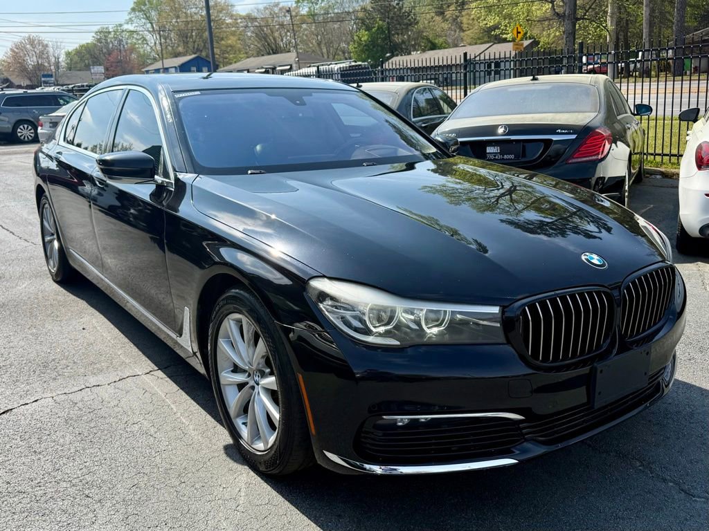 Used 2017 BMW 740i RWD image 3
