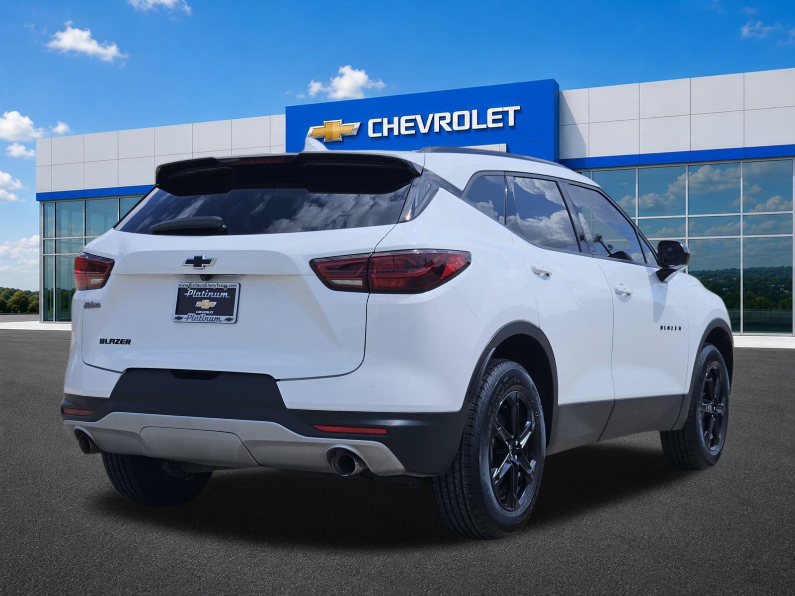 Certified 2023 Chevrolet Blazer LT w/ Midnight/Sport Edition FWD image 5
