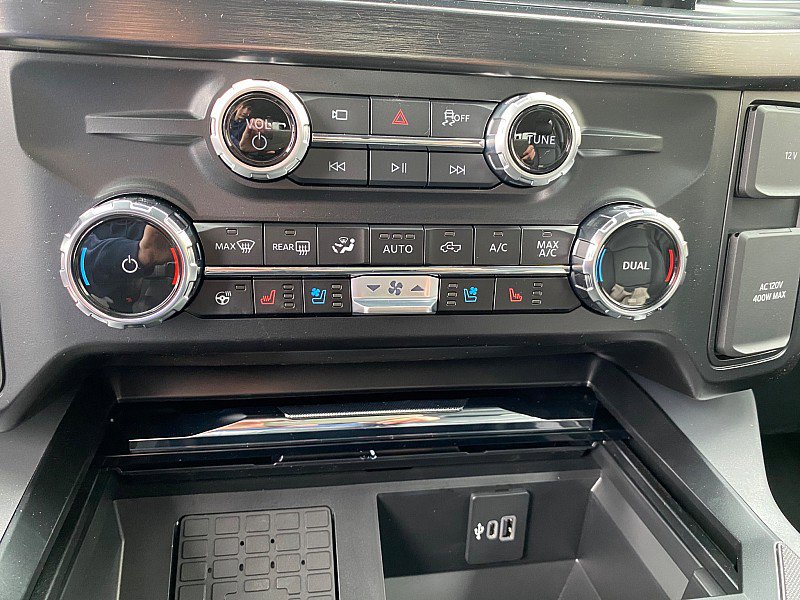 New 2026 Ford F350 Lariat w/ Lariat Premium Package image 23