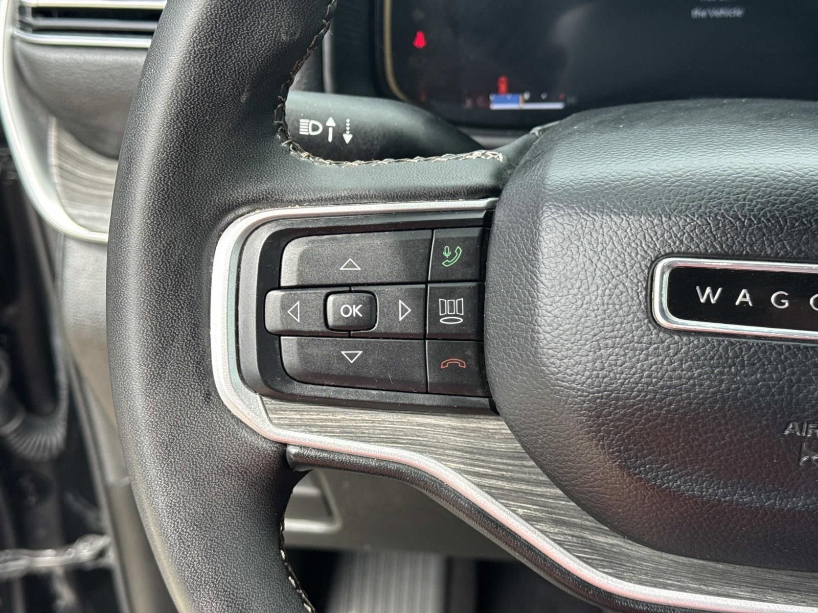 Used 2024 Jeep Wagoneer L Series II image 23