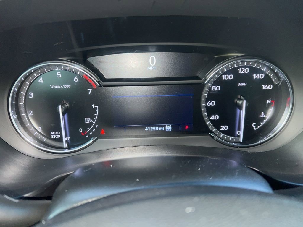 Used 2021 Cadillac XT4 Premium Luxury image 8