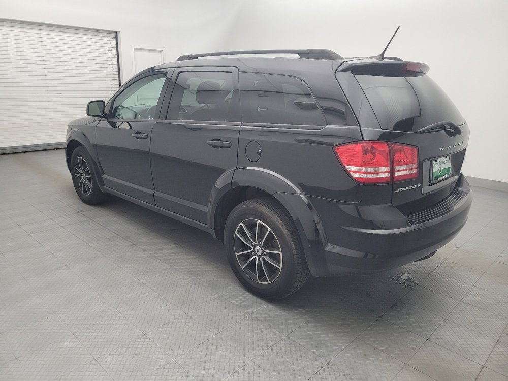 Used 2018 Dodge Journey SE w/ Blacktop Package FWD image 3