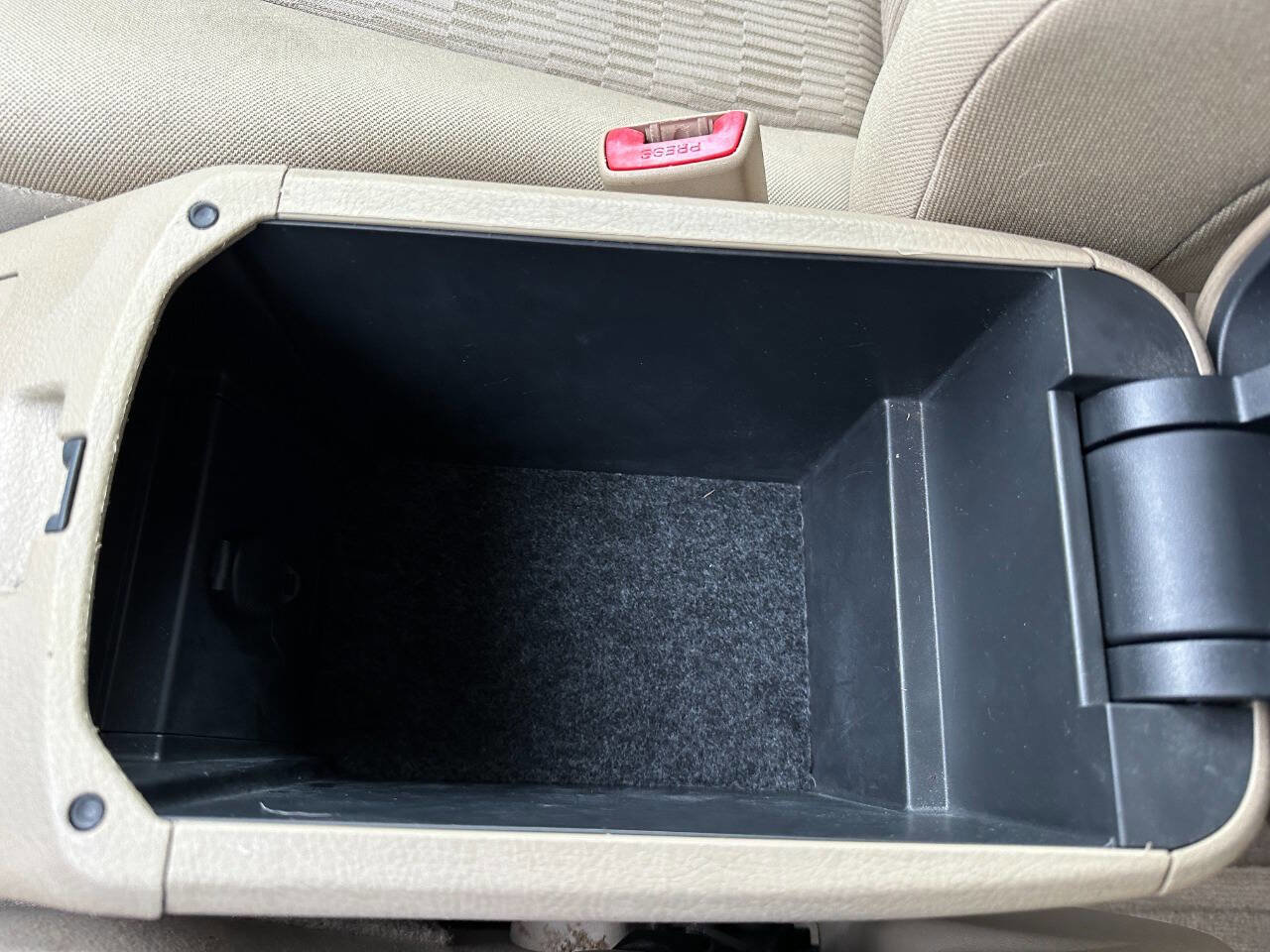 Used 2012 Toyota RAV4 4WD image 43