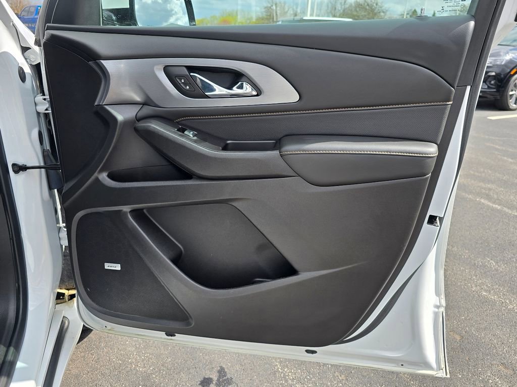 Used 2019 Chevrolet Traverse Premier image 36