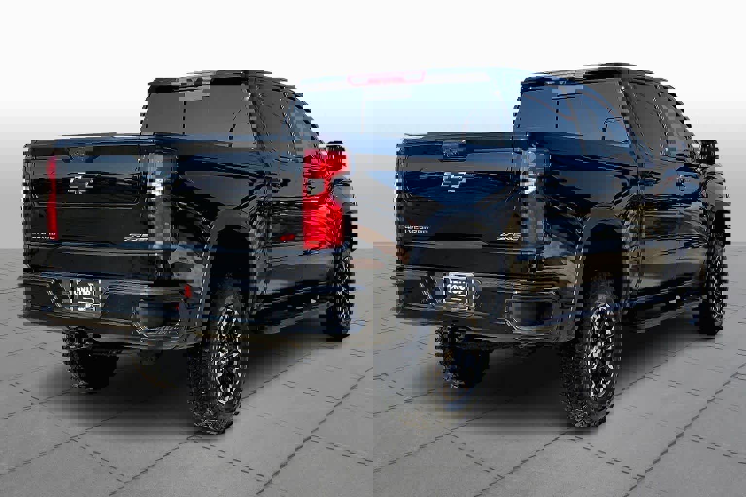 Certified 2024 Chevrolet Silverado 1500 ZR2 w/ Technology Package image 11