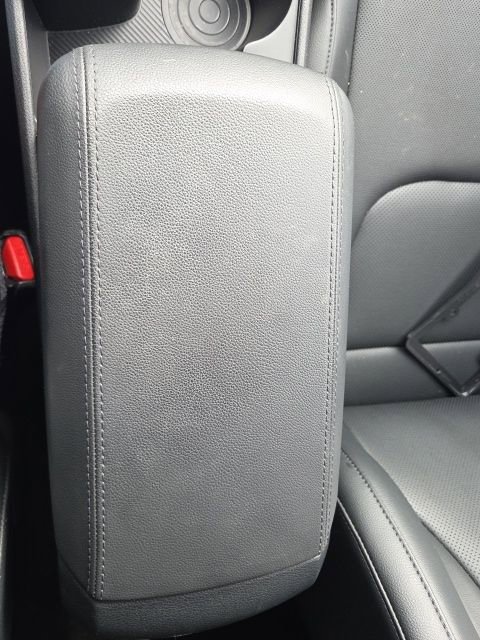 Used 2025 Kia Sportage EX image 37