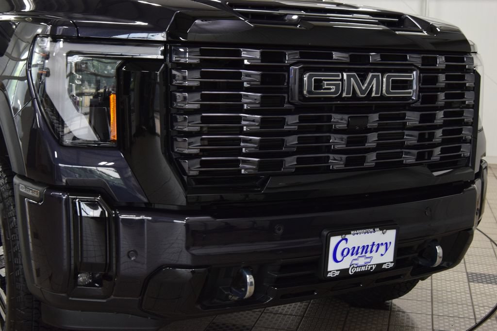 Used 2026 GMC Sierra 2500 Denali Ultimate w/ Max Trailering Package AWD/4WD image 13