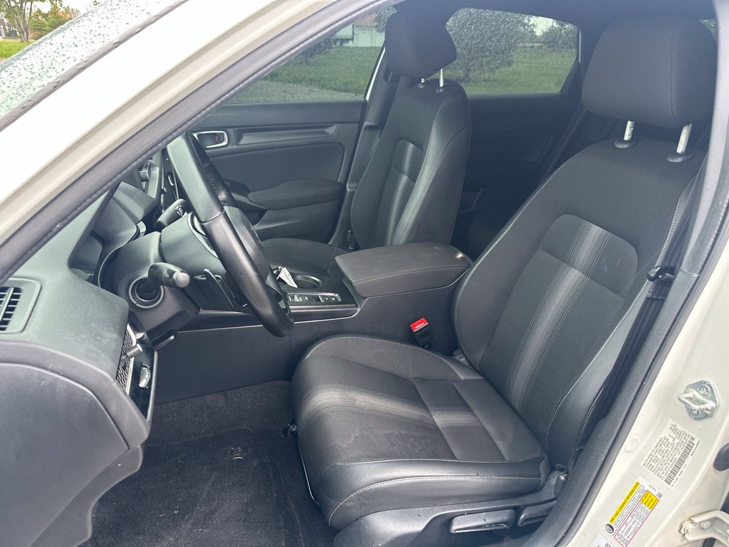 Used 2025 Honda Civic Sport image 14